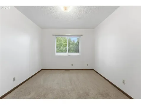 6760 SW 199th Court Beaverton OR 97078