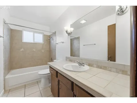 6760 SW 199th Court Beaverton OR 97078