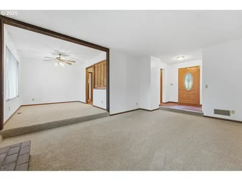 6760 SW 199th Court Beaverton OR 97078