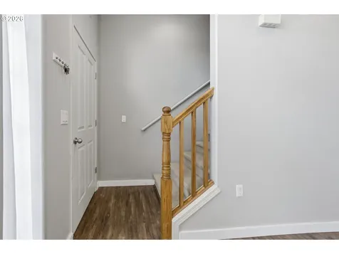 237 NW Sagan Loop Sheridan OR 97378