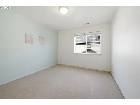 237 NW Sagan Loop Sheridan OR 97378