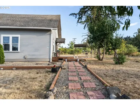 38365 Dexter Road Dexter OR 97431