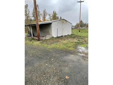 38365 Dexter Road Dexter OR 97431