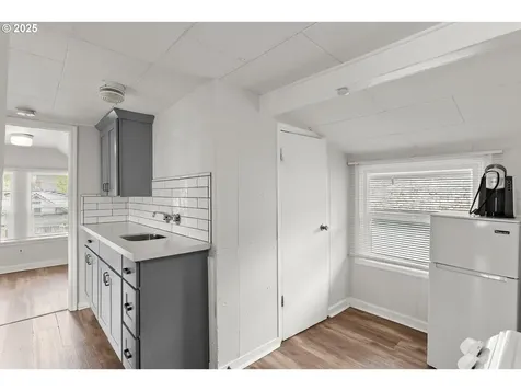 705 Jackson Street Oregon City OR 97045