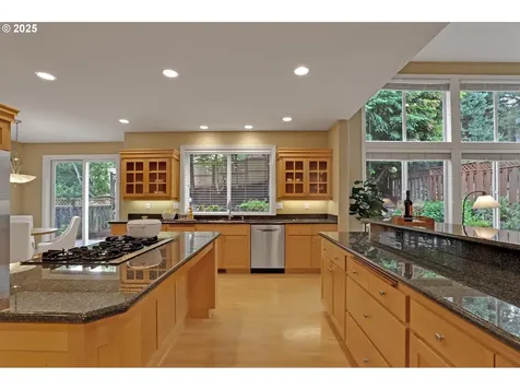 2304 NW Jessamine Way Portland OR 97229