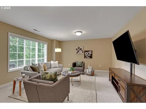 2304 NW Jessamine Way Portland OR 97229