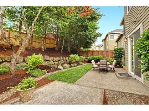 2304 NW Jessamine Way Portland OR 97229
