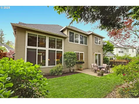 2304 NW Jessamine Way Portland OR 97229