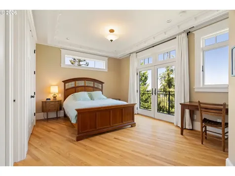 550 NW Alpine Terrace Portland OR 97210
