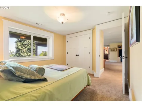 550 NW Alpine Terrace Portland OR 97210