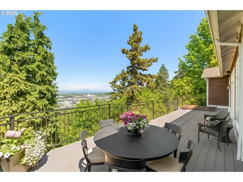 550 NW Alpine Terrace Portland OR 97210