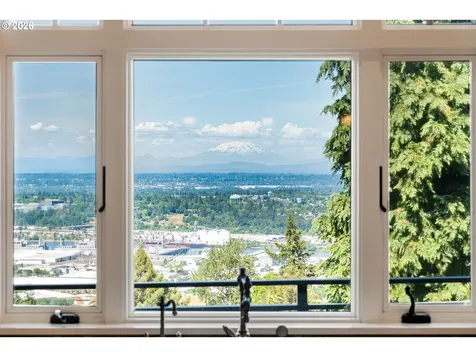 550 NW Alpine Terrace Portland OR 97210