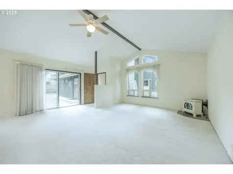 3365 Buckingham Avenue Eugene OR 97401
