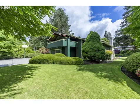 3365 Buckingham Avenue Eugene OR 97401