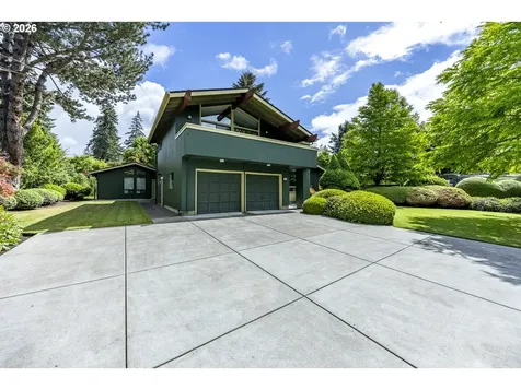 3365 Buckingham Avenue Eugene OR 97401