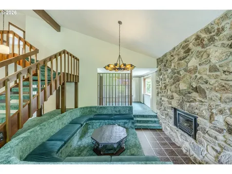 3365 Buckingham Avenue Eugene OR 97401