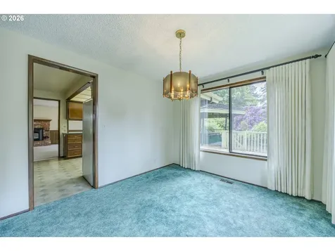 3365 Buckingham Avenue Eugene OR 97401