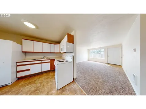 16656 SE Moon Avenue Milwaukie OR 97267