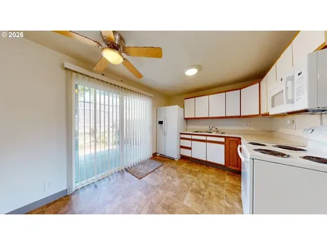 16656 SE Moon Avenue Milwaukie OR 97267