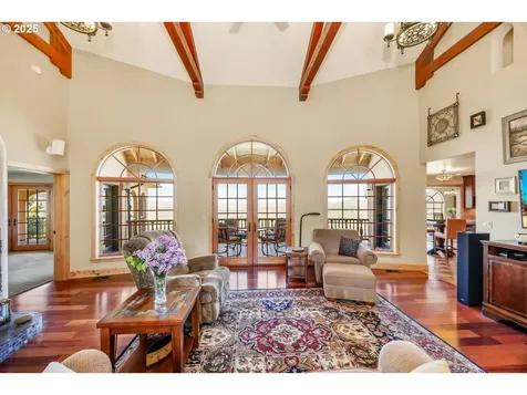 2816 Quail Run Road Talent OR 97540