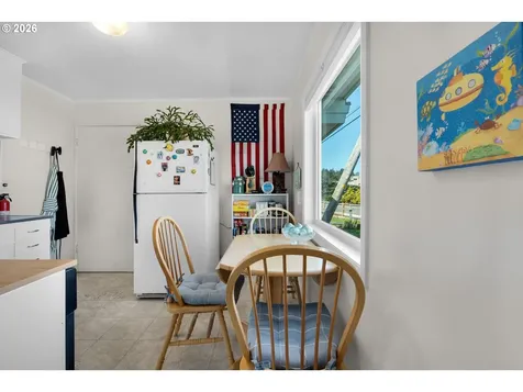2977 Sunset Boulevard Seaside OR 97138