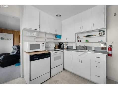 2977 Sunset Boulevard Seaside OR 97138