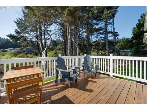 2977 Sunset Boulevard Seaside OR 97138