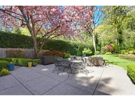 2735 Glen Eagles Road Lake Oswego OR 97034