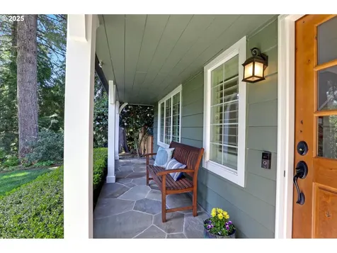 2735 Glen Eagles Road Lake Oswego OR 97034