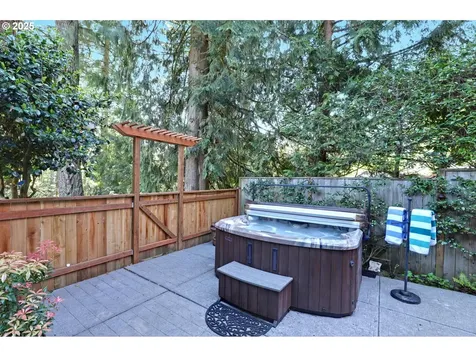 2735 Glen Eagles Road Lake Oswego OR 97034
