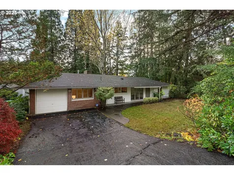 2818 SW Mitchell Court Portland OR 97239