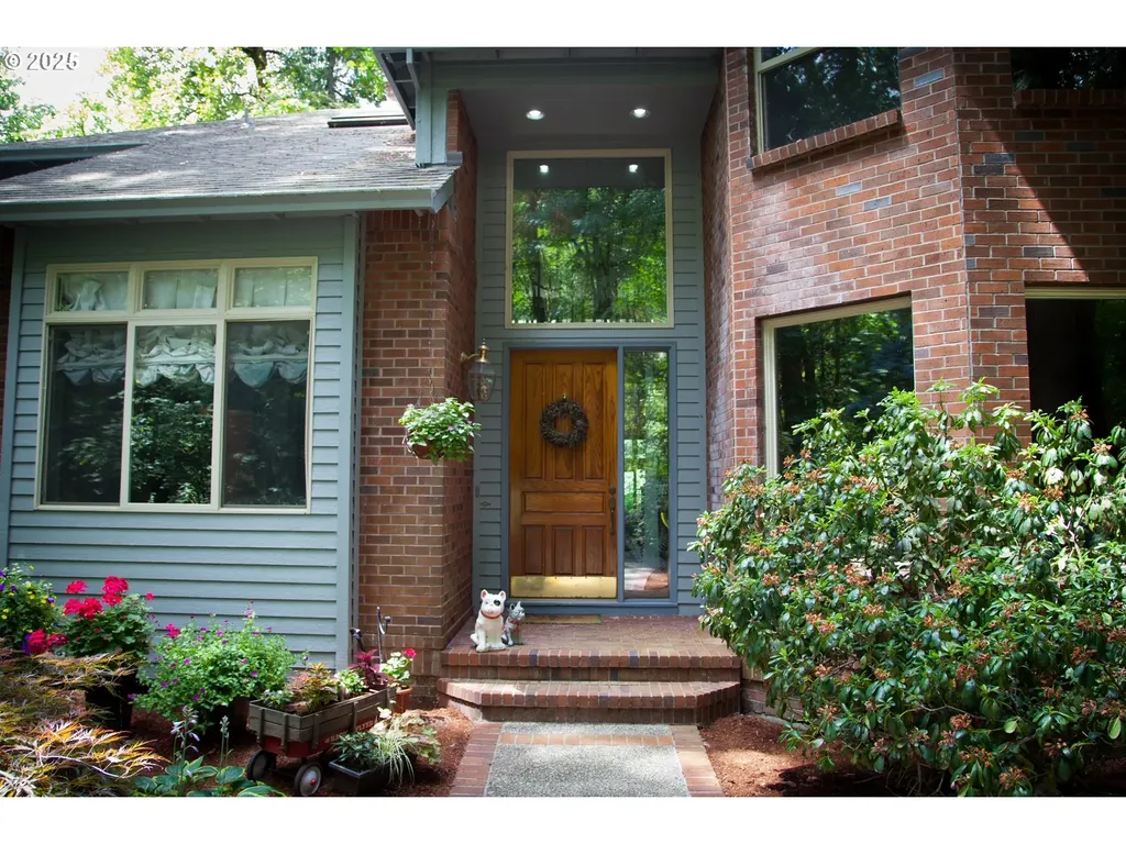 29105 SE Stark Street Troutdale OR 97060