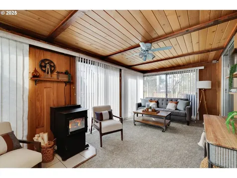 2205 NE 56th Avenue Portland OR 97213