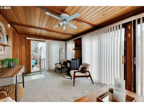 2205 NE 56th Avenue Portland OR 97213