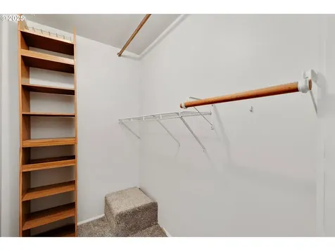 2205 NE 56th Avenue Portland OR 97213
