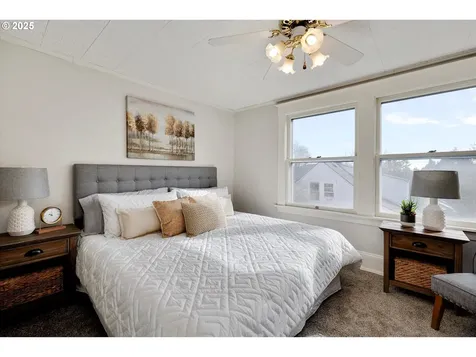 2205 NE 56th Avenue Portland OR 97213