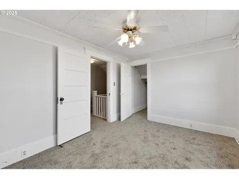 2205 NE 56th Avenue Portland OR 97213
