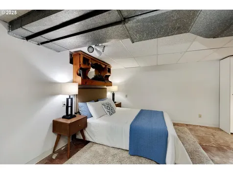 2205 NE 56th Avenue Portland OR 97213