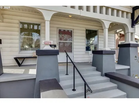 2205 NE 56th Avenue Portland OR 97213