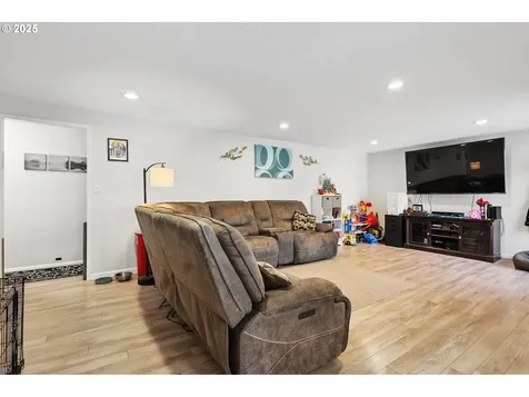 3120 W 12th Street The Dalles OR 97058