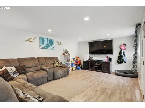 3120 W 12th Street The Dalles OR 97058