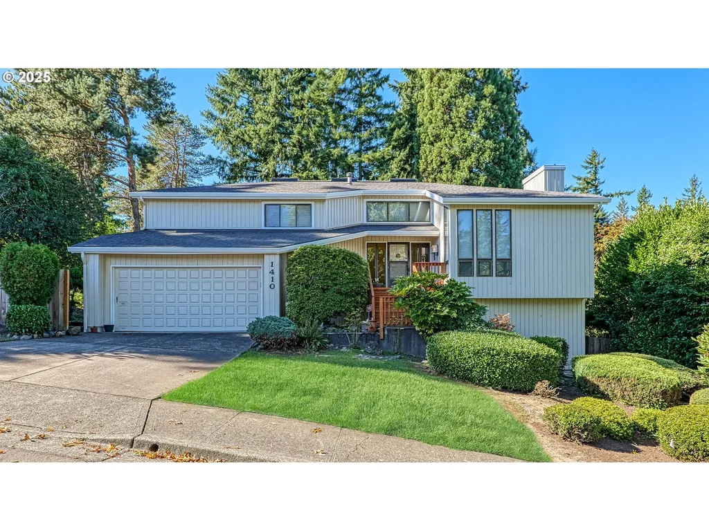 1410 Woodland Terrace Lake Oswego OR 97034