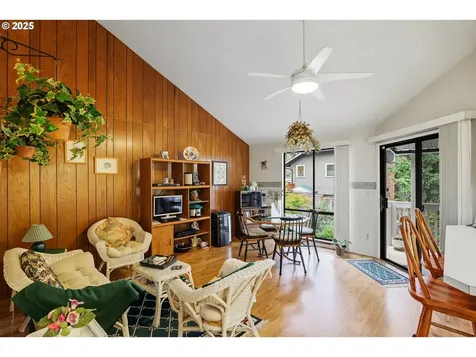 1410 Woodland Terrace Lake Oswego OR 97034