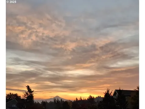 1410 Woodland Terrace Lake Oswego OR 97034