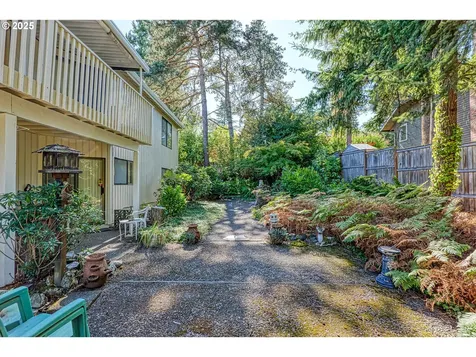 1410 Woodland Terrace Lake Oswego OR 97034