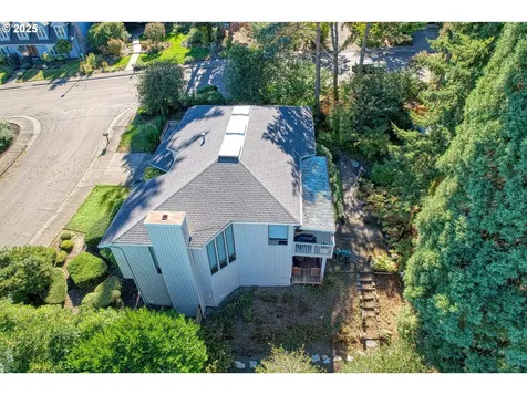 1410 Woodland Terrace Lake Oswego OR 97034