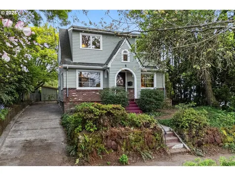 6114 NE Davis Street Portland OR 97213