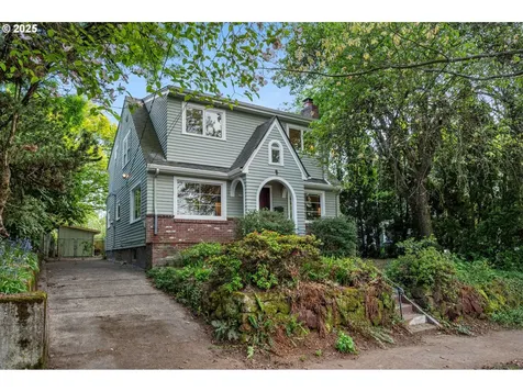 6114 NE Davis Street Portland OR 97213