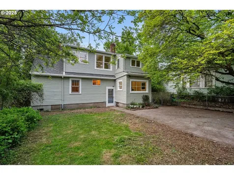 6114 NE Davis Street Portland OR 97213