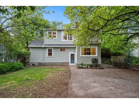 6114 NE Davis Street Portland OR 97213